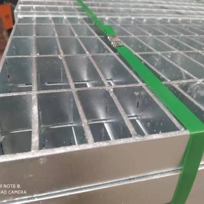 鑫壤 钢格板厂家 适用光伏发电检修通道格栅板 热镀锌网格板定制